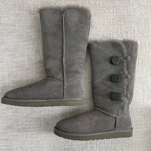 UGG Bailey Gray Tall Boot Sz 9